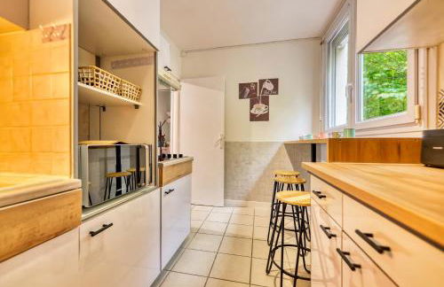 Appartement familial et cozy - Wifi - Espace Travail- Parking - Foto 7