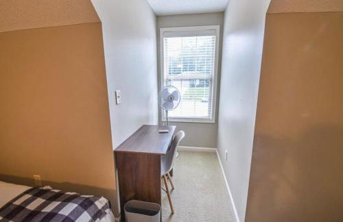 The Crimson Retreat Only 5 Miles to the Stadium BBQ Coffee Games - Foto 55