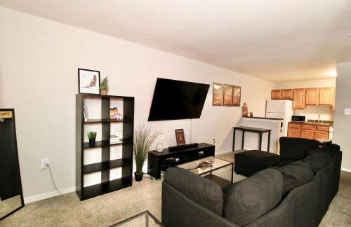 Spacious 1BR with Full Kitchen & Laundry - Foto 5