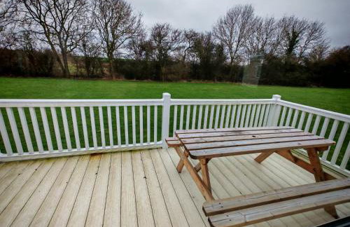 Flamingo Land Cedar Wood 118 - Photo 9