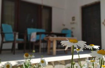 Sunny Days beach house - Photo 3