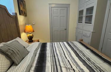 Downtown, 5-bed, 3-bath, 3-level - Foto 28