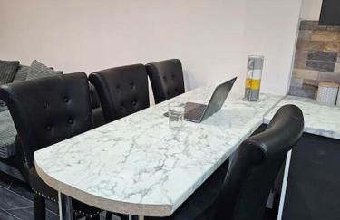 LUXE Villa Near NEC, BHX & Train - Foto 25