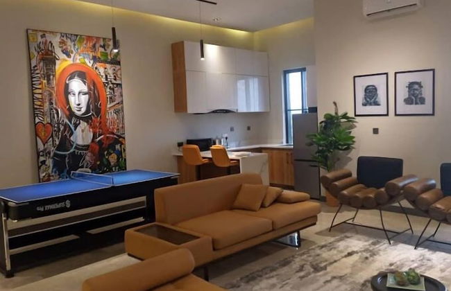 C33 Apartment And Suites - Photo 22