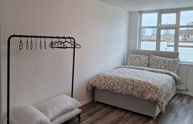 1 Bed Flat Sleeps 2 With Free Parking & Patio - Foto 3