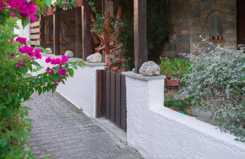 Villa Begonia by the sea - Photo 2