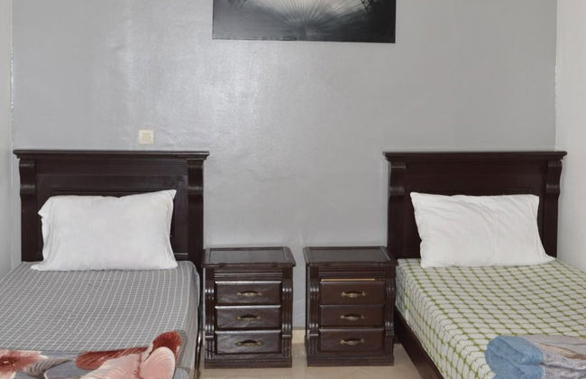 1bed Apt Sleeps 4 - Free Parking, Wifi, Near Beach - Photo 5