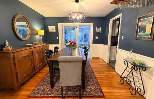 4BR Family Retreat Near Annapolis w Large Yard - Foto 12