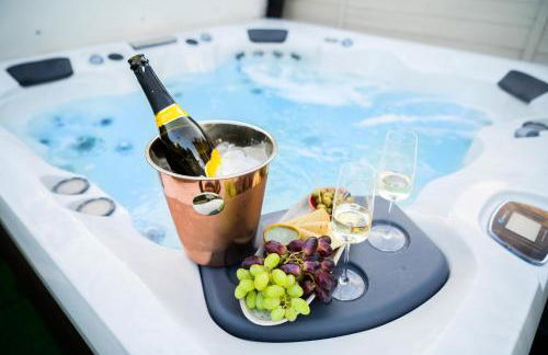 Luxurious Retreat in Buxton - Photo 31