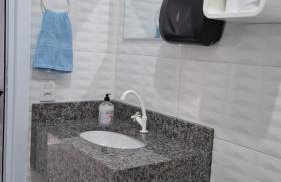 Check-in AUTÔNOMO e Privacidade em Hidro, piscina, casa, garagem até 2, até 3 quartos e 3 ar, 2 banheiros, churrasqueira, máquina de lavar roupas, roupa de cama, todos privativos, insira valor 3 hóspedes e abrimos 2 quartos, já 5 hóspedes usam 3Q - Foto 6