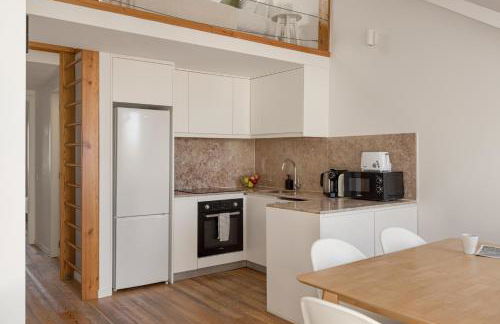 Calçada de Santo Amaro Apartments - Photo 57