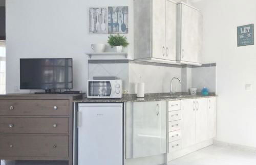 LOVELY VILLA - Pool front, private roof terrace, WIFI Fiber optic - Photo 14