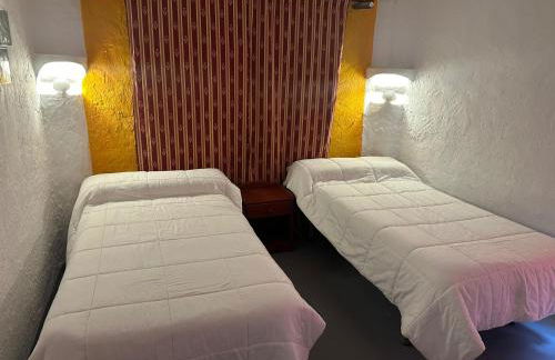 Alojamientos CUEVAS TIANA - Photo 43