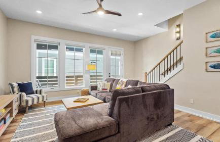 Luxe by the Lake - Pool Access - Photo 30