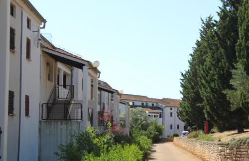 Apartments Unija Duga Uvala - Photo 17