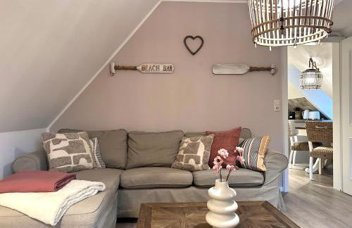 Sky & Sand Homes Strandläufer I Stilvolle Wohnung unter Reet in SPO mit Parkgarten - Photo 64