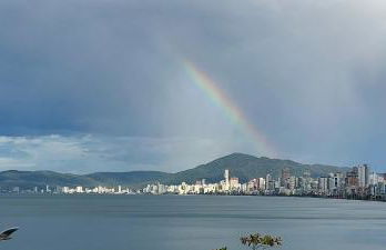 Apartamento 3 quartos e 3 sacadas de frente para o mar com visão panorâmica de toda praia de Itapema - Foto 52