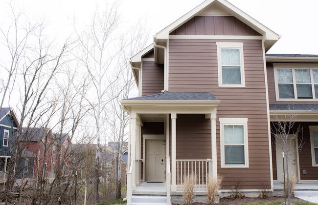 Stunning 4-BR Houses with On-Site Pool - Foto 46