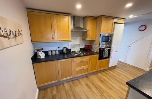 Beech Cottage cosy 7 bed sleeps 9 - dogs very welcome - Foto 6