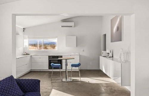 Grow House by Fieldtrip - Remote Lux 100ft Pool - Foto 4