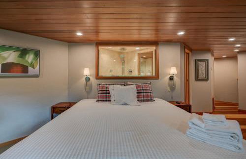 Steps to the Ellis River - Luxe, Hot Tub, Game Room - Foto 34