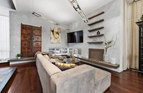 5BR 5BA Architectural Estate-Theatre Gym Rooftop - Foto 15