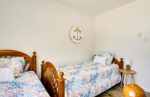 Charming Beach Haven West Home 1 Mi to Beach! - Foto 20