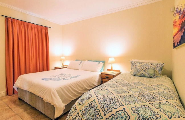 Gold Water - Photo 3