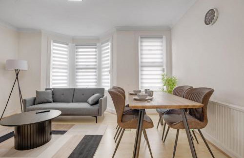 Luxury House London near Subway Station N15 - Foto 3