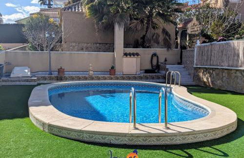 Cheerful 3 Bedroom Townhouse in El Galan EG2 - Foto 28