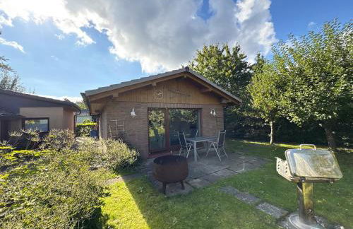 Bungalow im Garten in Wiek - Foto 1