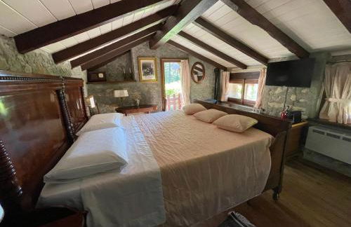 Tranquilla dependance nel verde dell'alta Brianza. - Foto 2