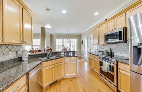 Less Than 9 Mi to Dtwn Raleigh Family Home with Pool Access - Foto 6