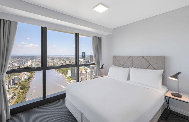 Meriton Suites Adelaide Street, Brisbane - Photo 5