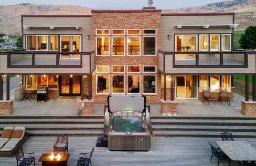 The Riverfront Resort - Foto 2