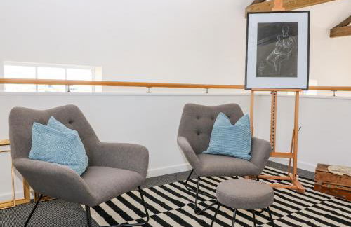 The Pump House Art Studio - Foto 16