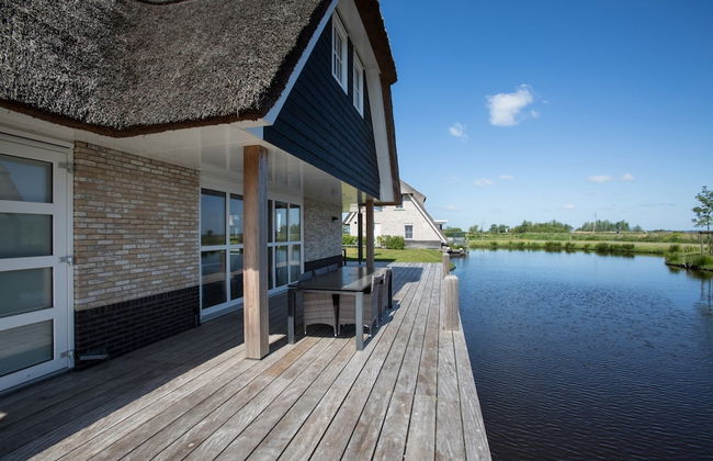 Villa in Friesland With Sauna and Whirlpool - Foto 40