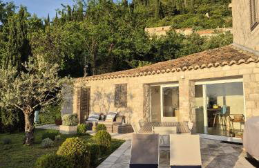 Charming Sea View "Villa Divine" - 2min from the sea - Photo 35