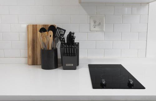 Home to the Stars on Music Row with Pool and Free Parking - Foto 34