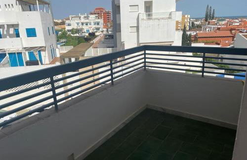 Bonito y amplio apartamento en La Antilla con vistas al mar - Photo 5