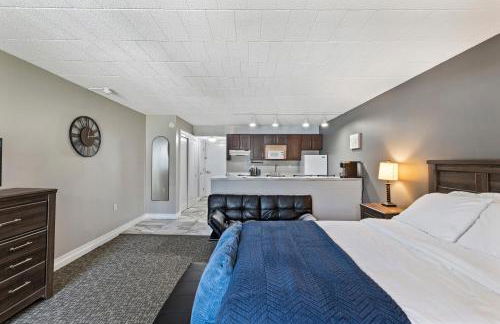 Chic New York Studio with Kitchen - Foto 23