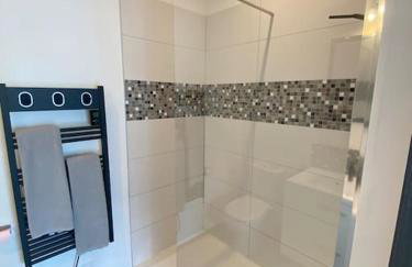 Beau studio neuf et équipé - Foto 8