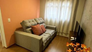 CONDOMÍNIO SOLAR DI LUCCA lindo apartamento com AR CONDICIONADO e próximo a UEL - Foto 2