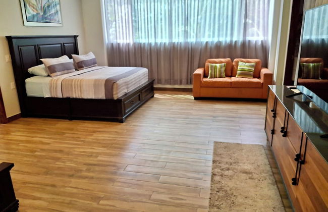 Luxury Beach Frontage Villa For Rent - Foto 53