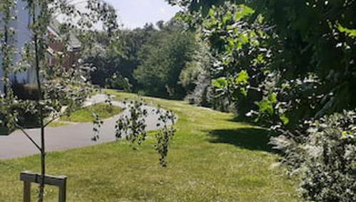 3 Bed House - Sleeps 7 - Parking - Wifi - Foto 5