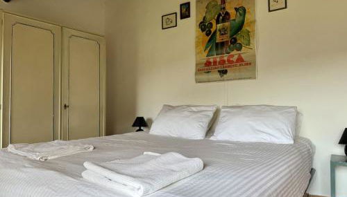 HOST4U - Cozy Warm House with Beautiful View on the Olives Valley - Foto 3, towels, wardrobe