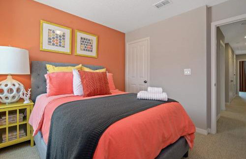 Stunning 4Bd Sleeps9 w Jacuzzi Close to Disney Compass Bay 5113 - Foto 33