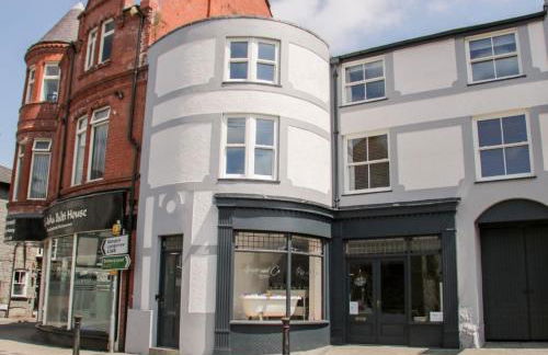 Hand Apartment, Llanrwst, Conwy, Snowdonia - Photo 1