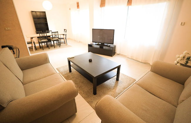 Ivory Petal Bliss 2BR Apt - Foto 30