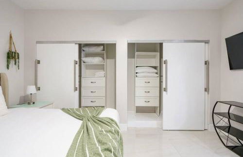 New Miami & Calle Ocho Home with Arcade! - Foto 19